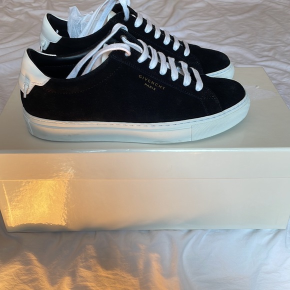 Givenchy Urban Street Sneaker - Picture 3 of 6